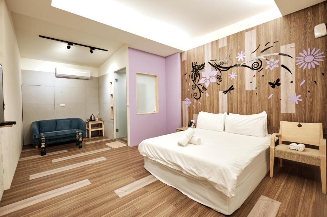 小黑琵416輕旅 Little Happy Hostel Ταϊνάν Εξωτερικό φωτογραφία