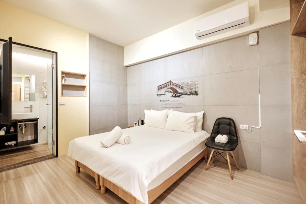 小黑琵416輕旅 Little Happy Hostel Ταϊνάν Εξωτερικό φωτογραφία